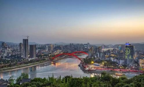 五大產(chǎn)區(qū)、40家企業(yè)、62款產(chǎn)品……川酒蝶變升維全時代